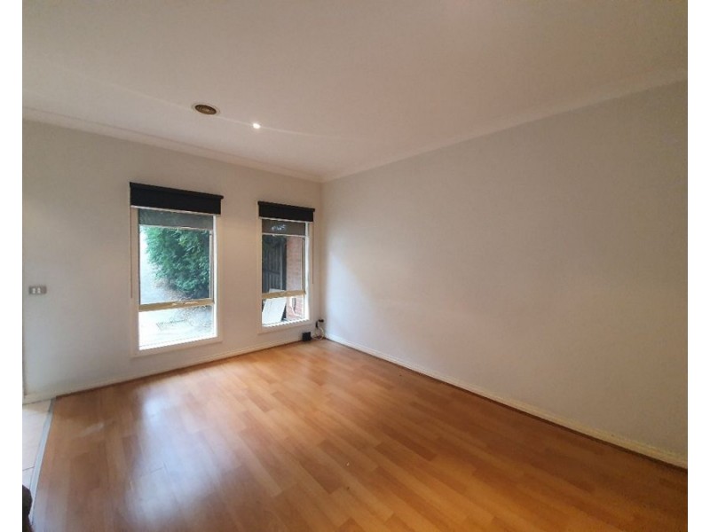 6/9 Egginton Street, Brunswick West VIC 3055