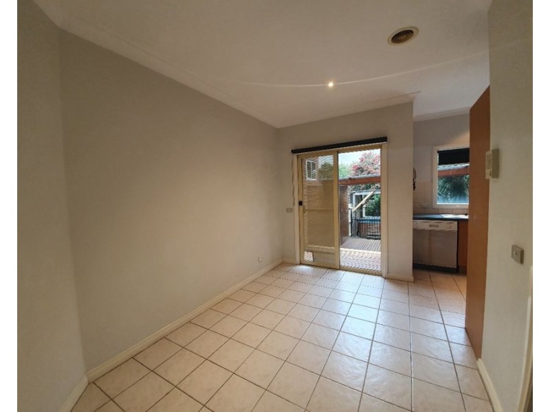 6/9 Egginton Street, Brunswick West VIC 3055