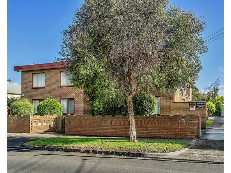 10/15-17 De Carle Street, Coburg VIC 3058