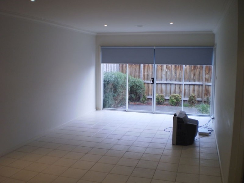 2 Brentwood Place, Roxburgh Park VIC 3064