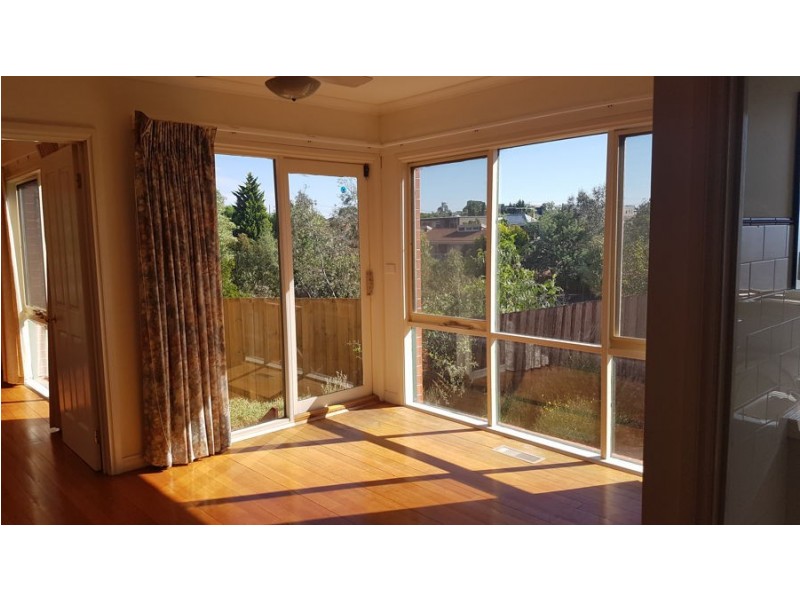 2/19 Hopetoun Avenue, Brunswick West VIC 3055