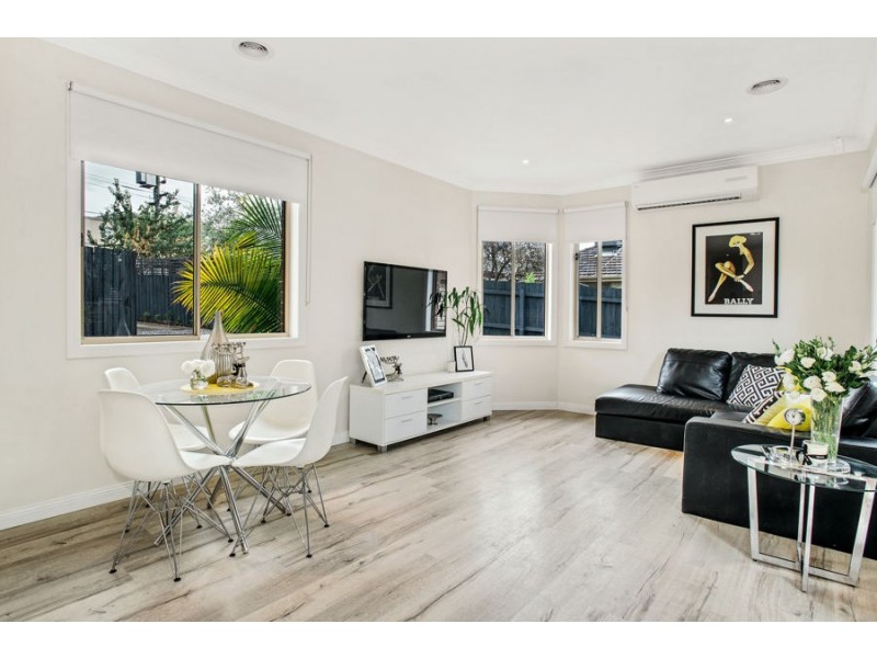 2/1 Scott Street, Mitcham VIC 3132