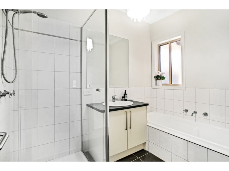 2/1 Scott Street, Mitcham VIC 3132