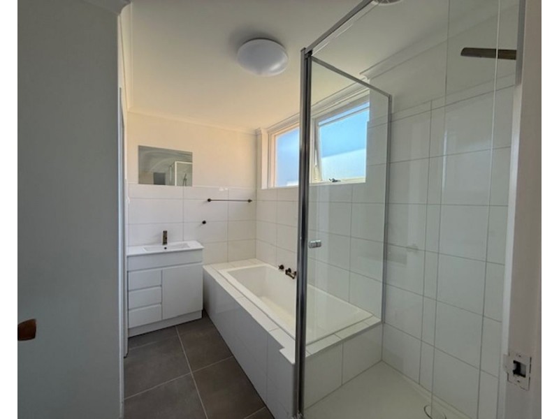 10/949 Mount Alexander Road, Essendon VIC 3040