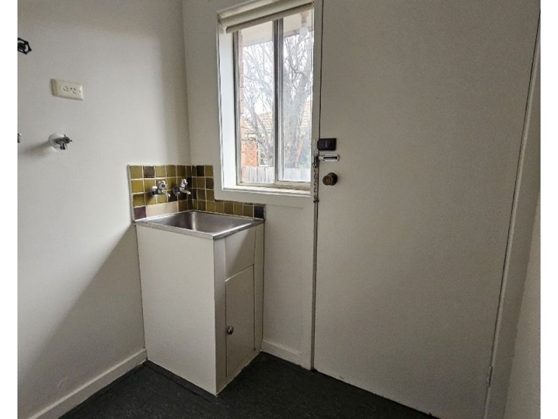 4/1310 Sydney Road, Fawkner VIC 3060