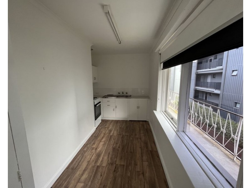 18/558 Moreland Road, Brunswick West VIC 3055