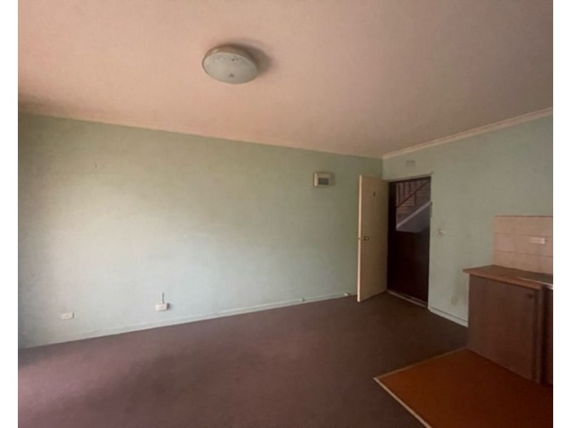 2/15-17 De Carle Street, Coburg VIC 3058
