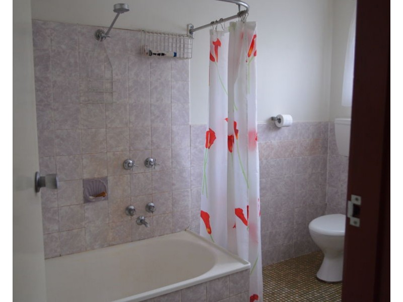 1/282 Albion Street, Brunswick VIC 3056