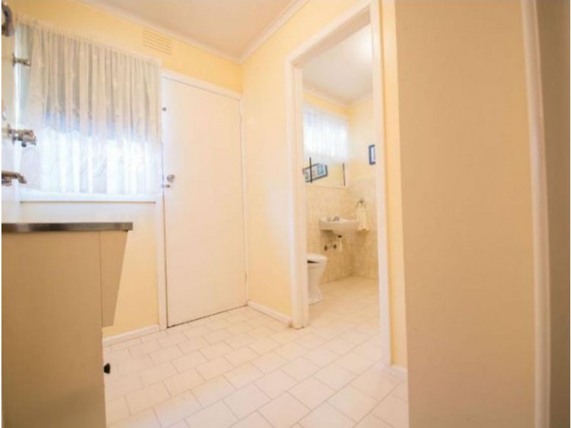 1/27 Grandview Street, Glenroy VIC 3046