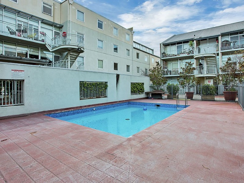9/1062 Lygon Street, Carlton North VIC 3054