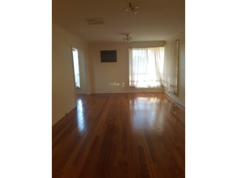 2 Mont Albert Drive, Campbellfield VIC 3061