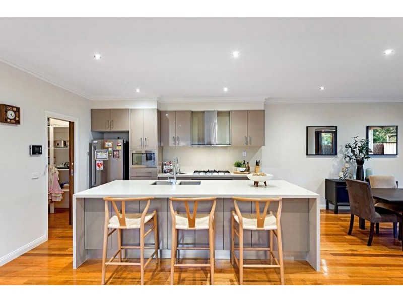 11A Fulham Grove, Reservoir VIC 3073