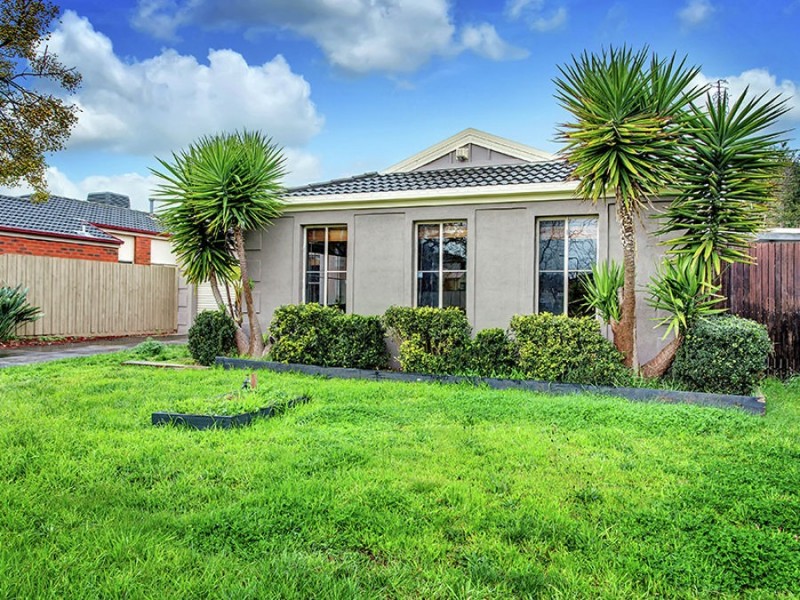 6 Wisla Circuit, Roxburgh Park VIC 3064