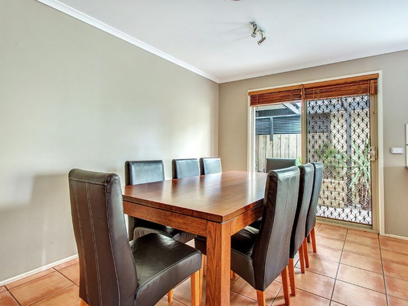 6 Wisla Circuit, Roxburgh Park VIC 3064