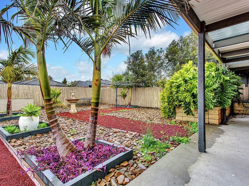 6 Wisla Circuit, Roxburgh Park VIC 3064