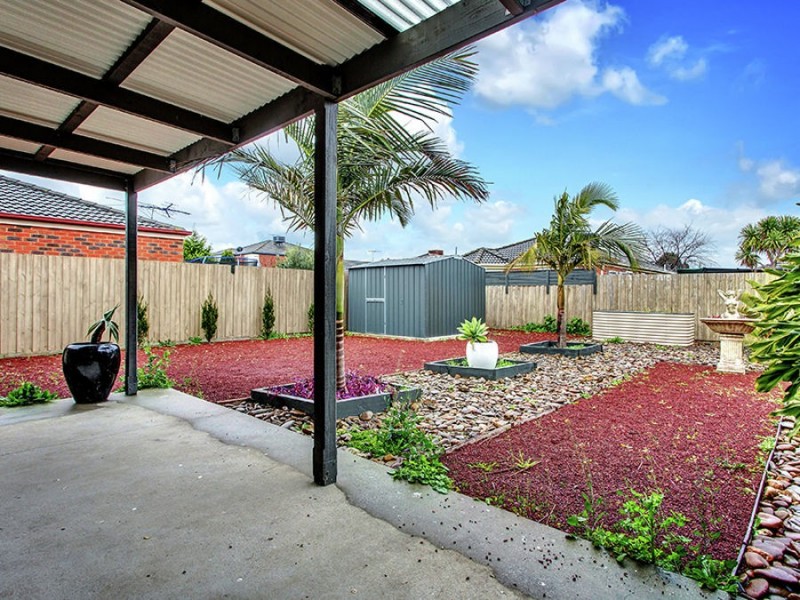 6 Wisla Circuit, Roxburgh Park VIC 3064