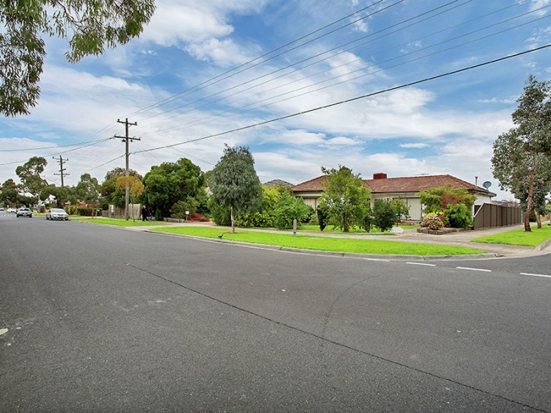 121 Middle Street, Hadfield VIC 3046