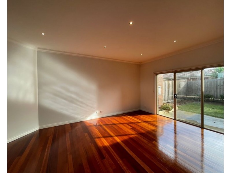 1/23 Cartwright Street, Oak Park VIC 3046