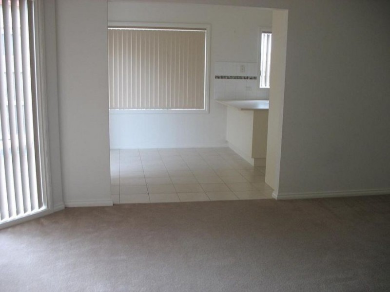 2/105 Marshall Road, Airport West VIC 3042