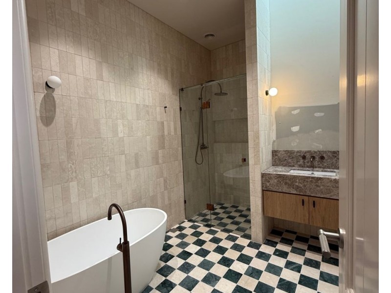 678a Sydney Road, Brunswick VIC 3056