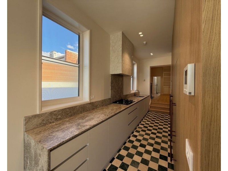 678a Sydney Road, Brunswick VIC 3056