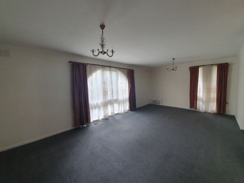 20 Lyndhurst Road, Gladstone Park VIC 3043