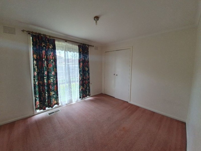 20 Lyndhurst Road, Gladstone Park VIC 3043