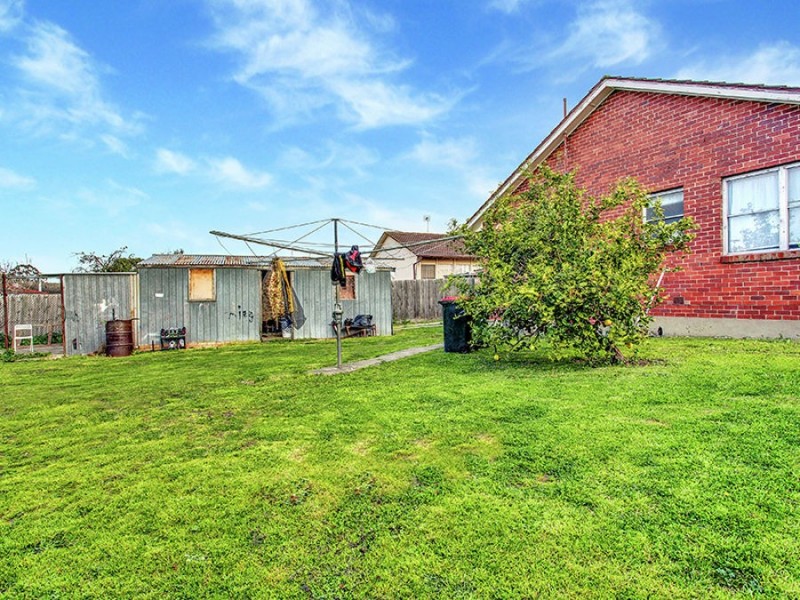14 Ouyen Court, Dallas VIC 3047