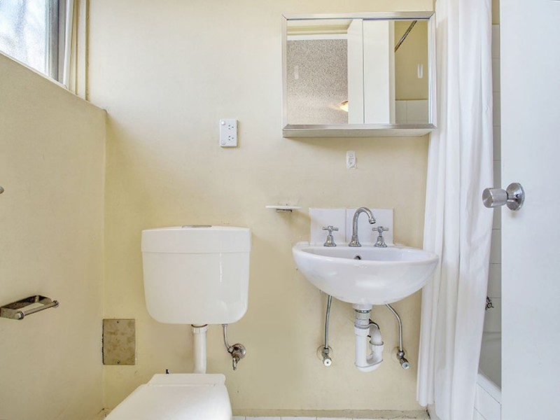 2/550 Moreland Rd, Brunswick West VIC 3055