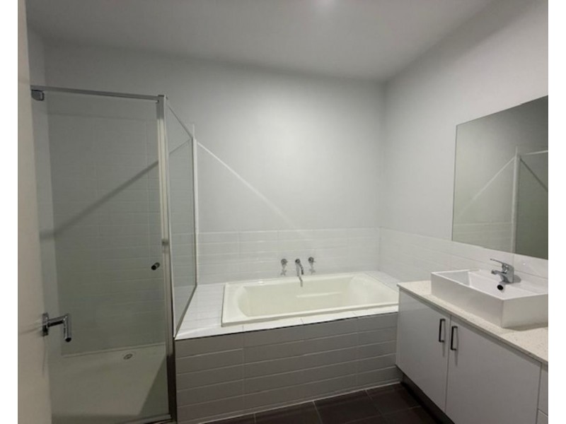 2a Price Street, Essendon VIC 3040