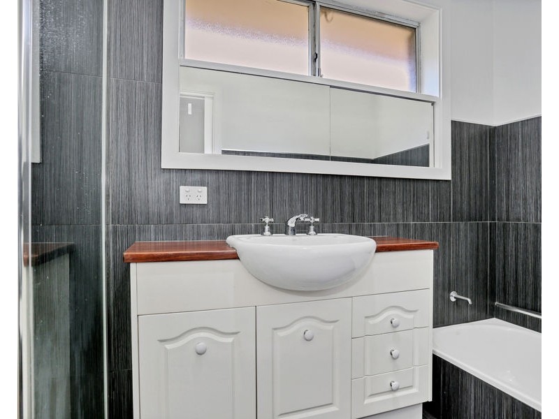 5/1 Lock Street, Airport West VIC 3042