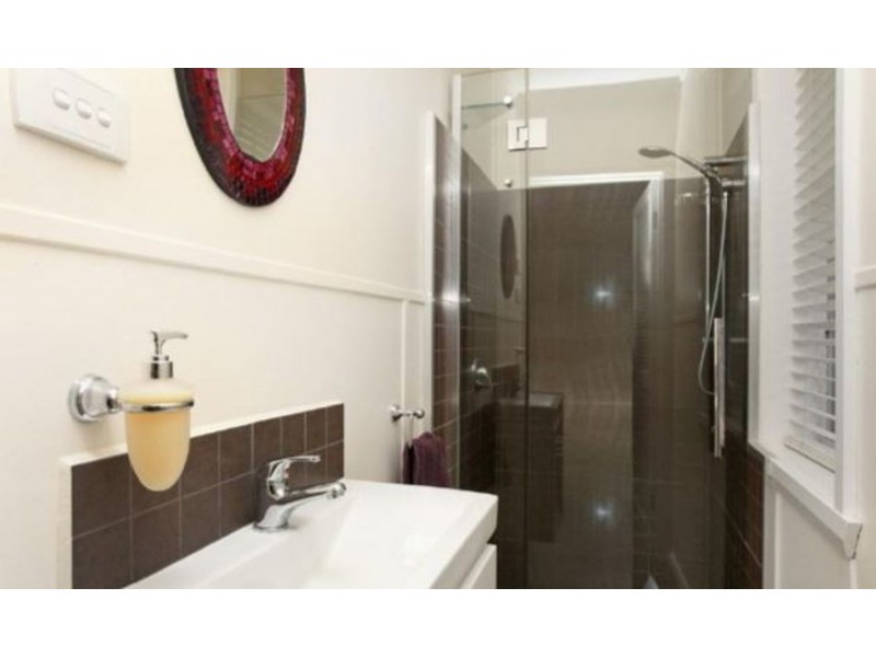 56 Hilbert Road, Airport West VIC 3042