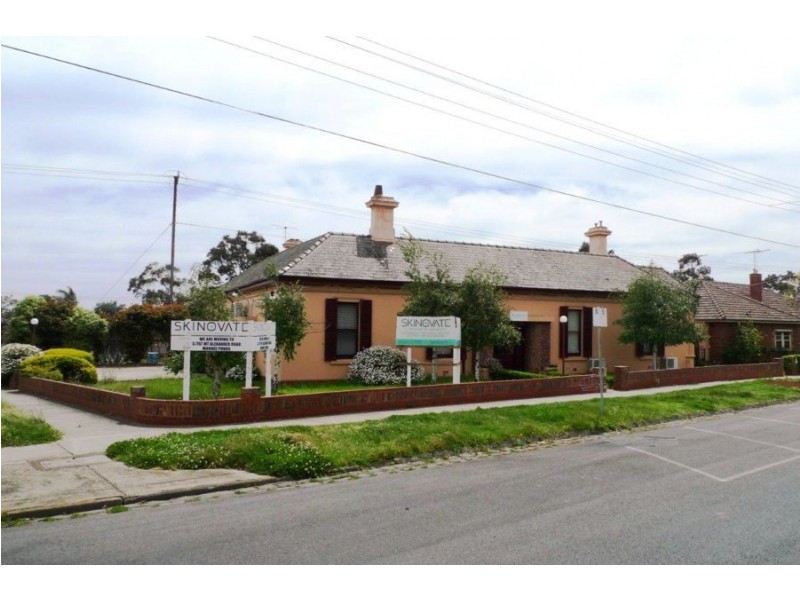 143 NAPIER STREET, Essendon VIC 3040