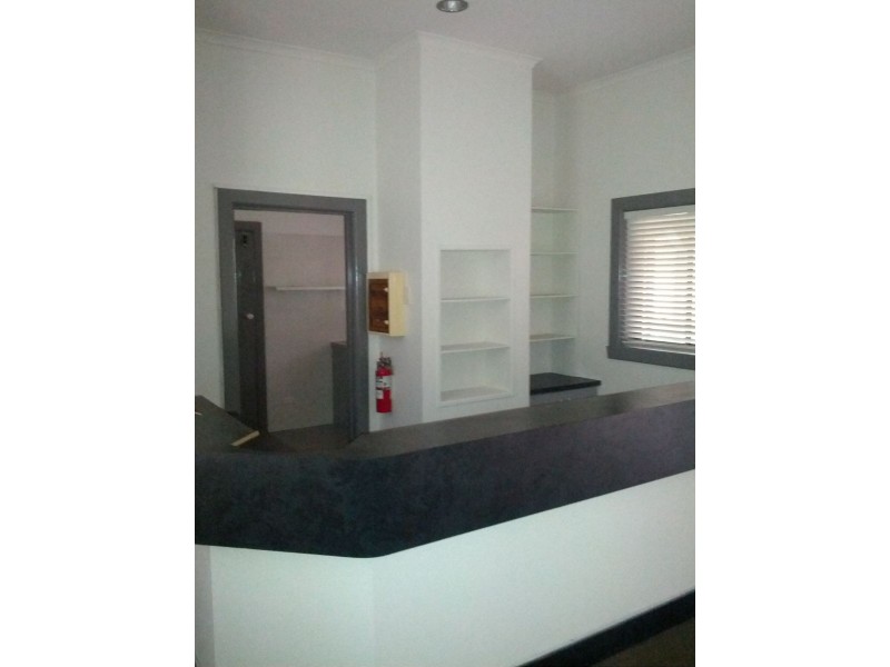 143 NAPIER STREET, Essendon VIC 3040