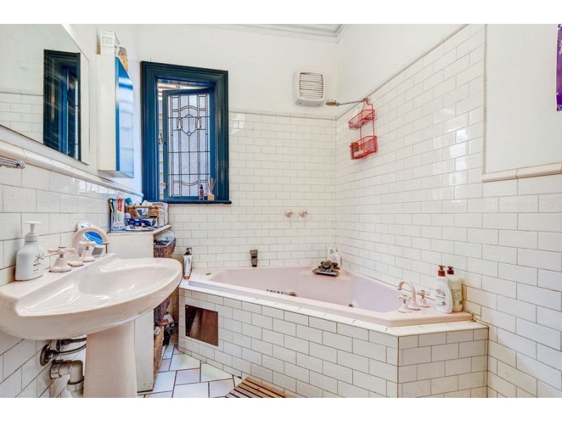 8 Hardy Street, Brunswick VIC 3056