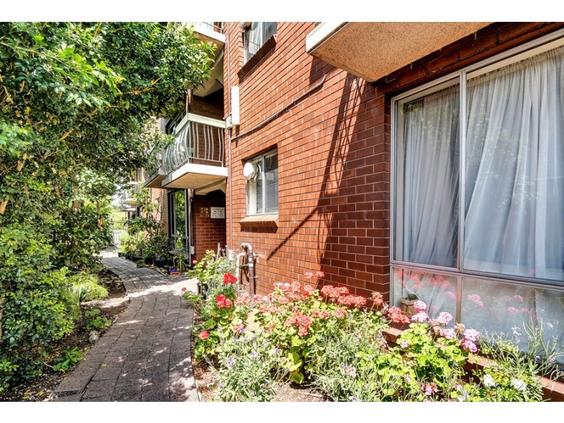 5/35 Staley Street, Brunswick VIC 3056