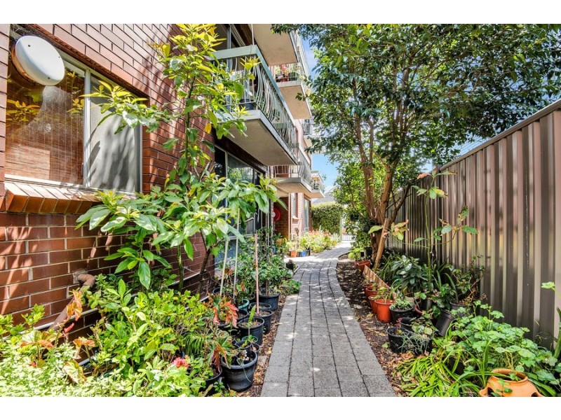 5/35 Staley Street, Brunswick VIC 3056