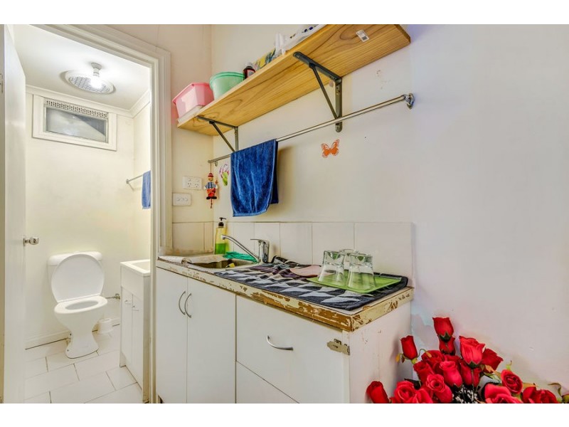 724 Sydney Rd, Brunswick VIC 3056