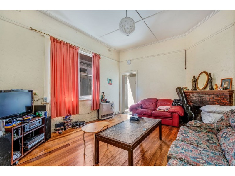 724 Sydney Rd, Brunswick VIC 3056