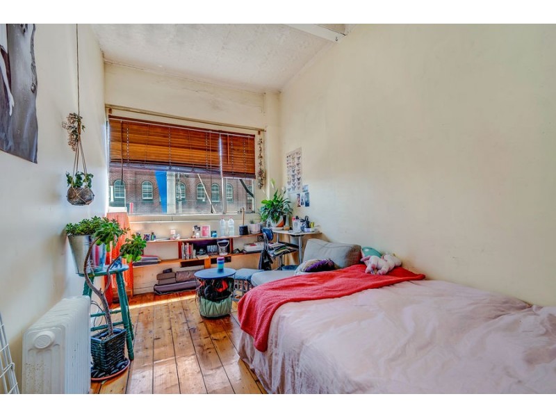 724 Sydney Rd, Brunswick VIC 3056