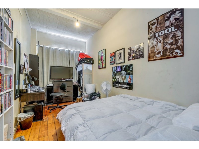 724 Sydney Rd, Brunswick VIC 3056