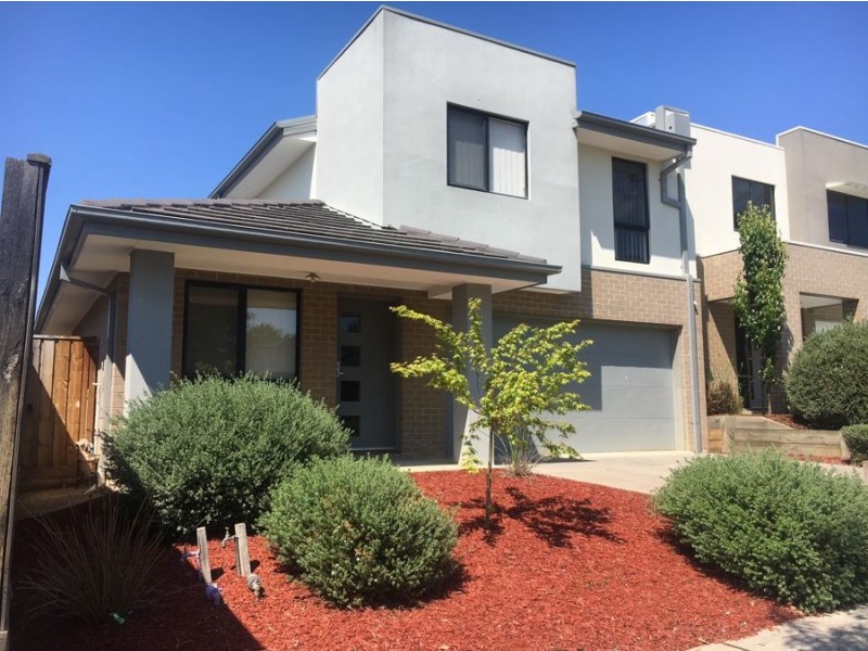 24 Evans Drive, Croydon VIC 3136
