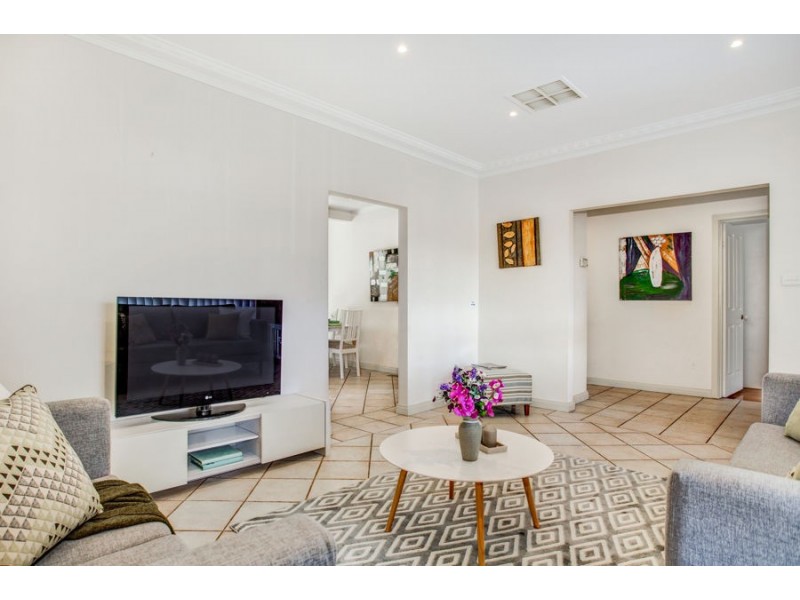 8 Hudson Street, Fawkner VIC 3060