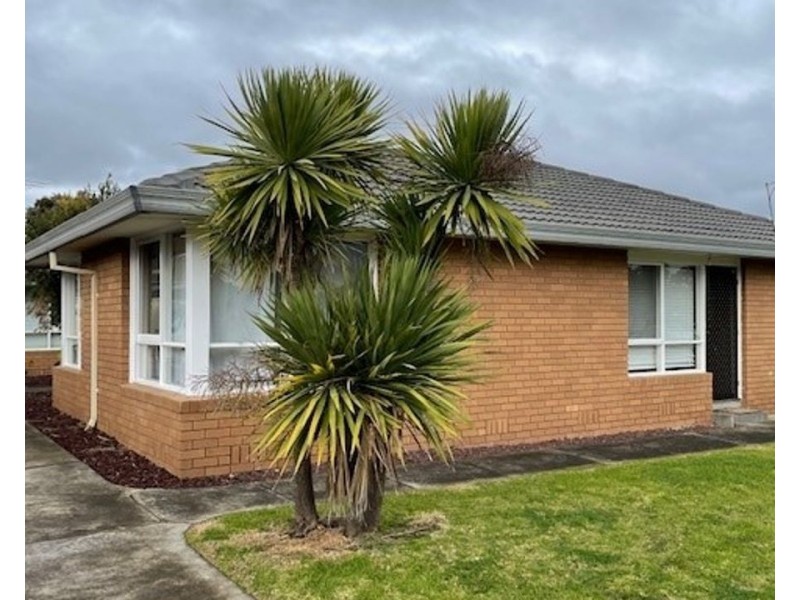 1/30 Eumarella Street, Tullamarine VIC 3043