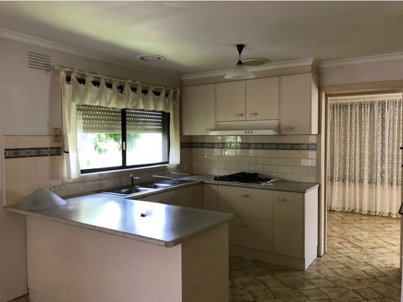 2 Micheline Street, Tullamarine VIC 3043