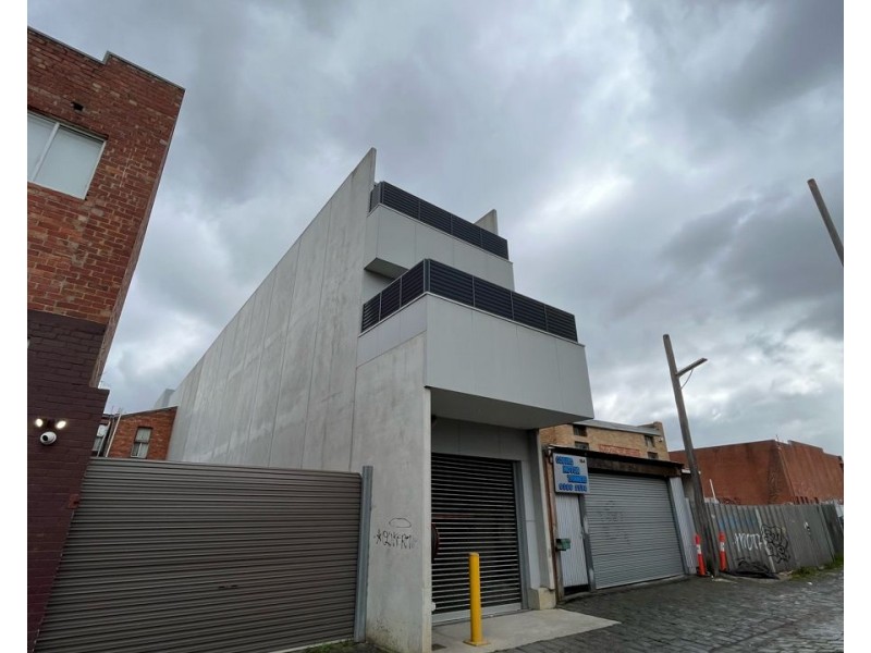 5/15 Irrelach Lane, Coburg VIC 3058