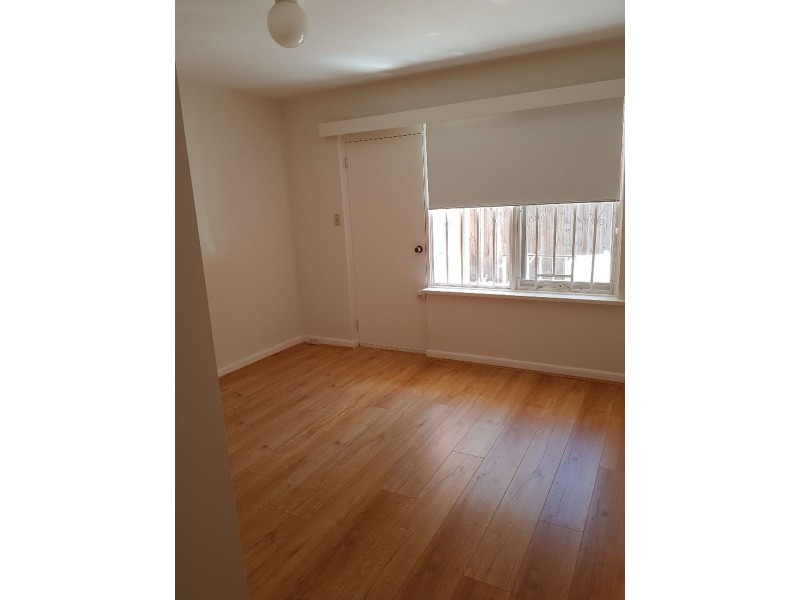 4/33 Davies Street, Brunswick VIC 3056