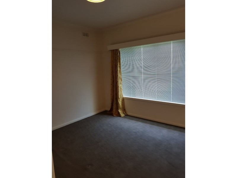 27 North Street, Airport West VIC 3042