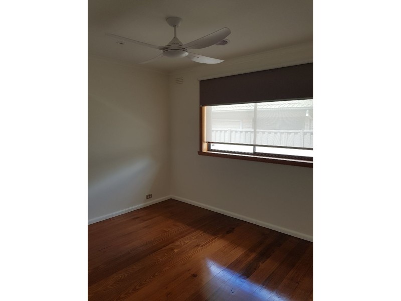 16 Eumarella Street, Tullamarine VIC 3043