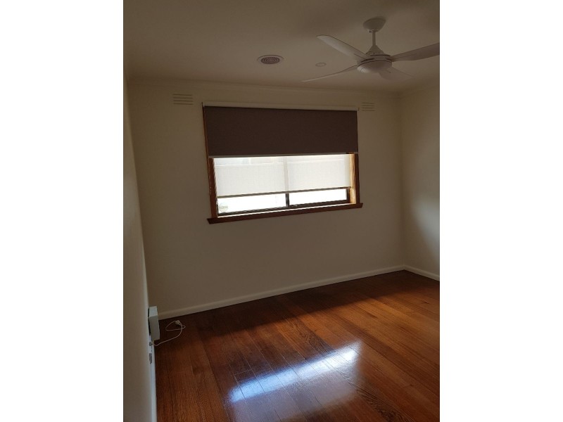 16 Eumarella Street, Tullamarine VIC 3043